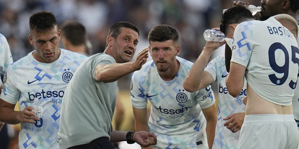 Cristian Chivu Datang, Formasi 3-5-2 Inter Milan Terancam Punah?