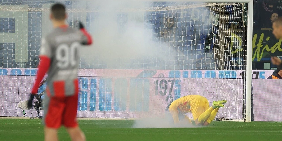 Suporter-Inter-Milan-Minta-Maaf-Usai-Lempar-Petasan-ke-Emil-Audero